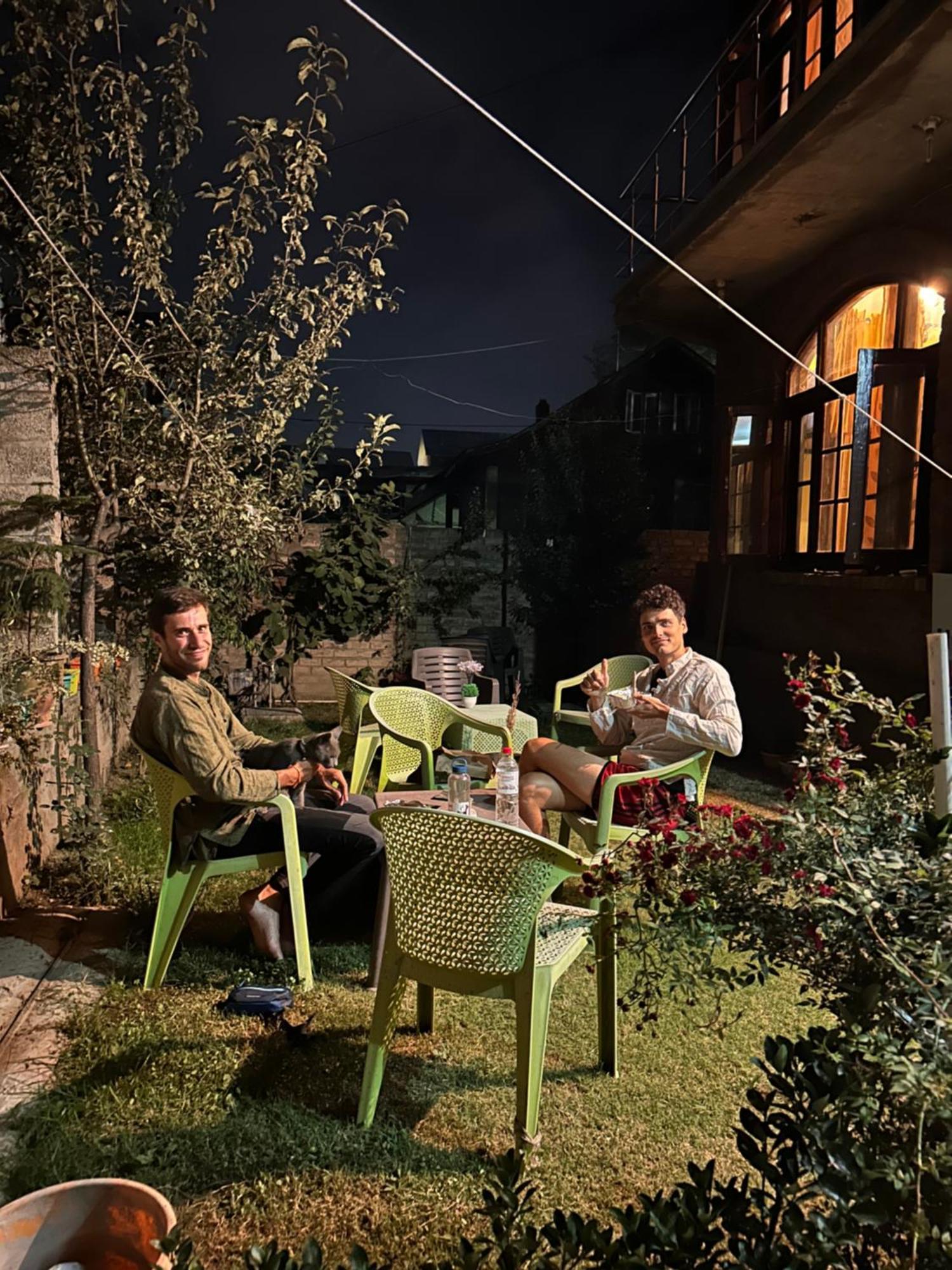 John'S Homestay Srīnagar Extérieur photo